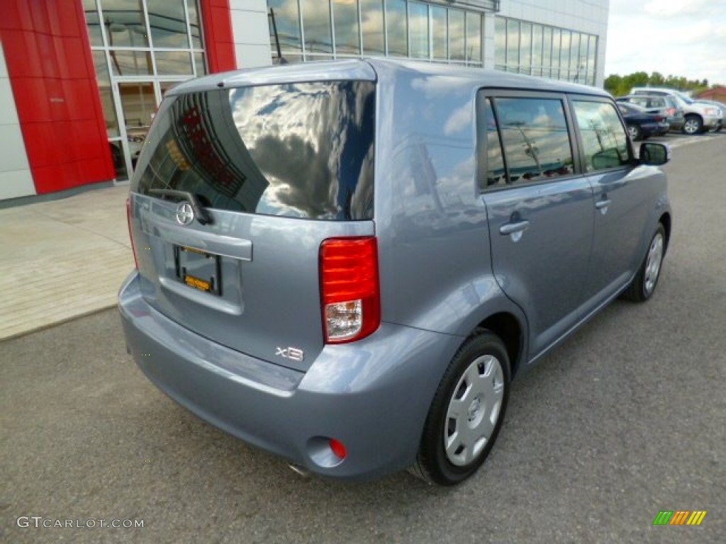 2012 xB  - Stingray Metallic / Dark Gray photo #7