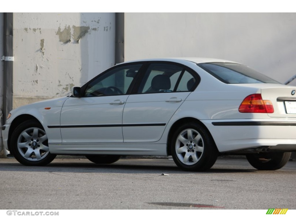 2003 3 Series 325i Sedan - Alpine White / Sand photo #28