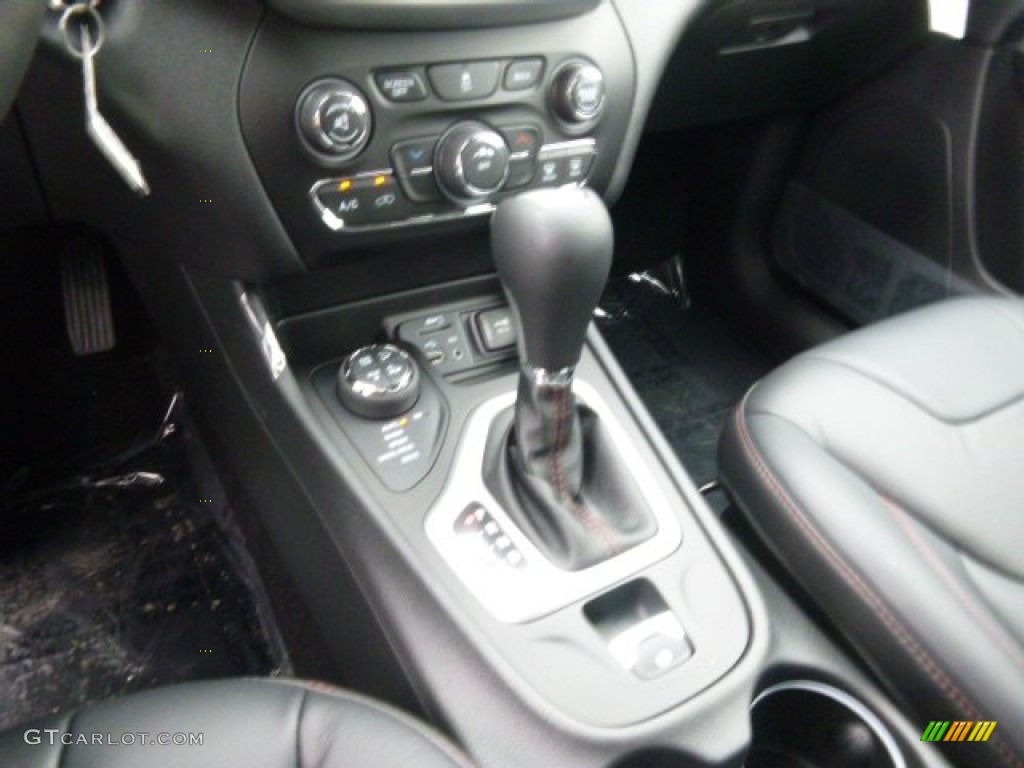 2014 Jeep Cherokee Trailhawk 4x4 Transmission Photos