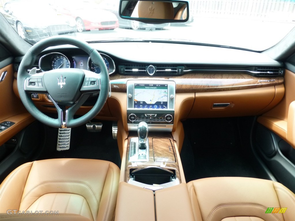 2014 Maserati Quattroporte S Q4 AWD Cuoio Dashboard Photo #93622483
