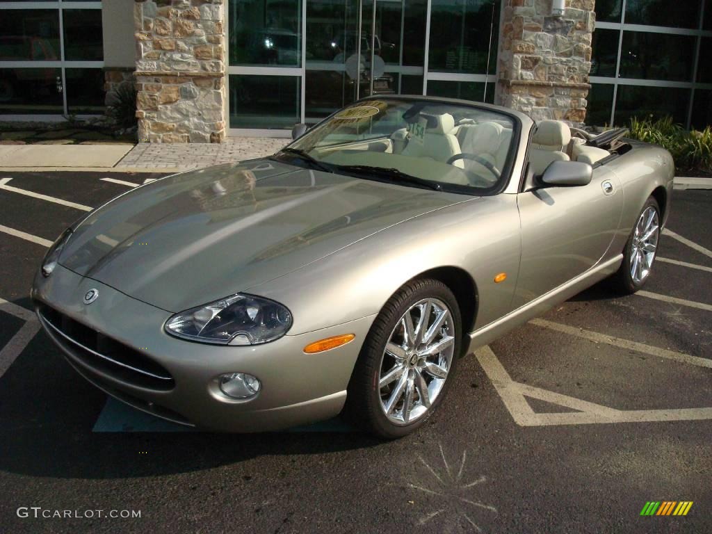 2006 XK XK8 Convertible - Satin Silver Metallic / Ivory photo #12