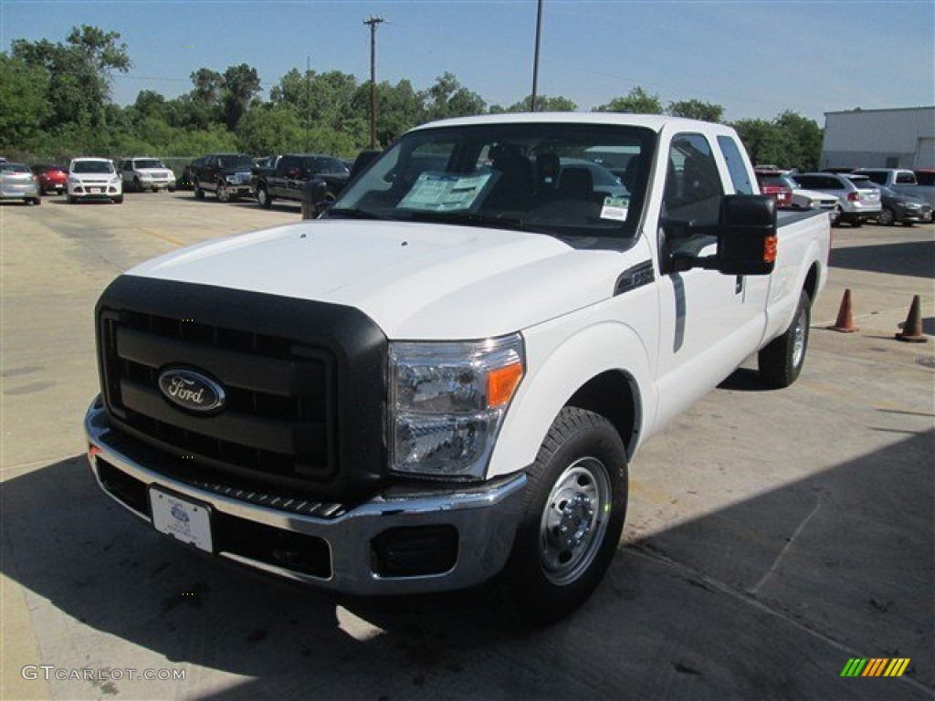 2015 F250 Super Duty XL Super Cab - Oxford White / Steel photo #3