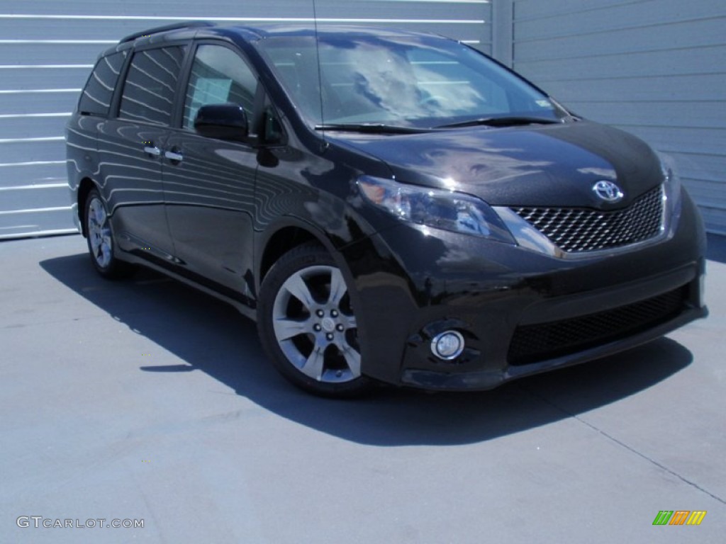 2014 Sienna SE - Black / Dark Charcoal photo #1