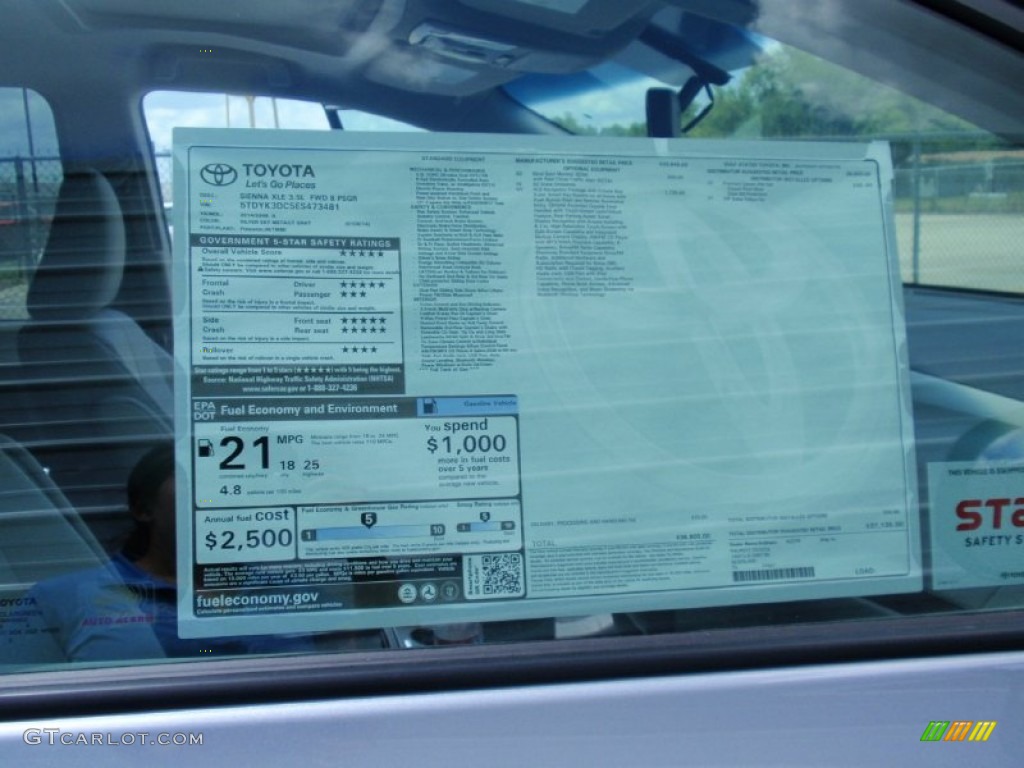 2014 Sienna XLE - Silver Sky Metallic / Light Gray photo #38