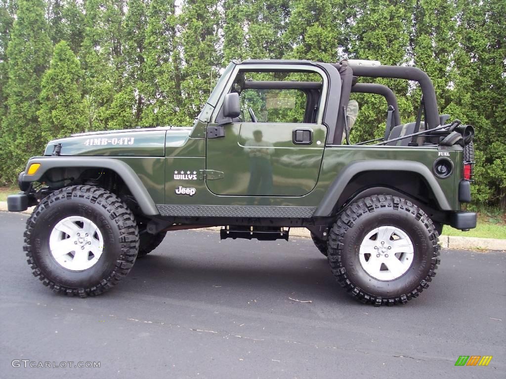 2004 Wrangler Willys Edition 4x4 - Moss Green Pearlcoat / Camouflage photo #66