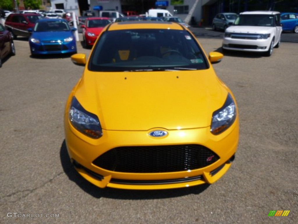2014 Focus ST Hatchback - Tangerine Scream / ST Tangerine Scream/Charcoal Black Recaro Sport Seats photo #3