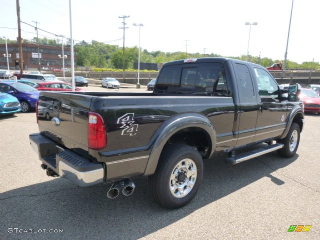 2015 F250 Super Duty Lariat Super Cab 4x4 - Tuxedo Black / Black photo #8