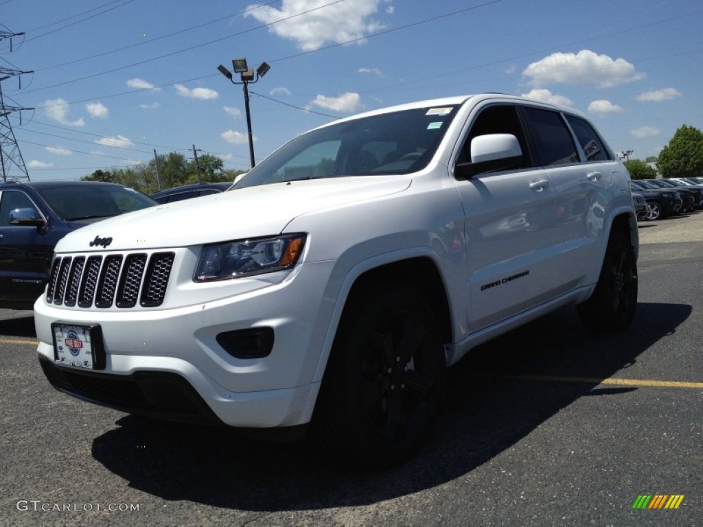 2014 Grand Cherokee Laredo 4x4 - Bright White / Morocco Black photo #1