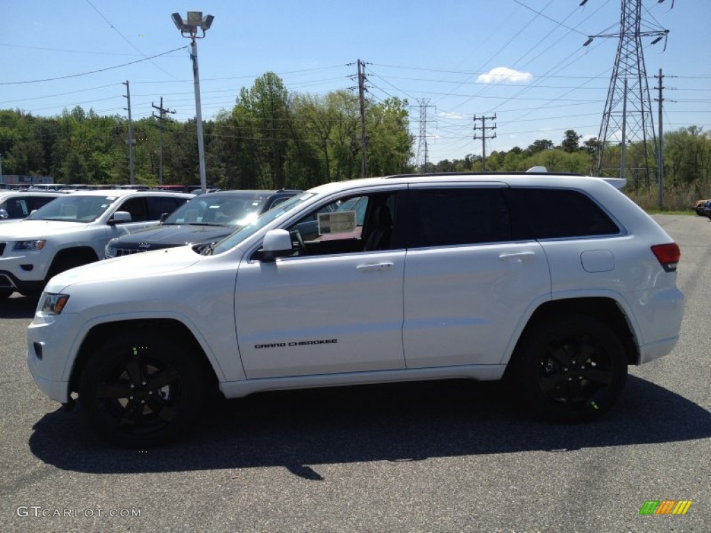 2014 Grand Cherokee Laredo 4x4 - Bright White / Morocco Black photo #3