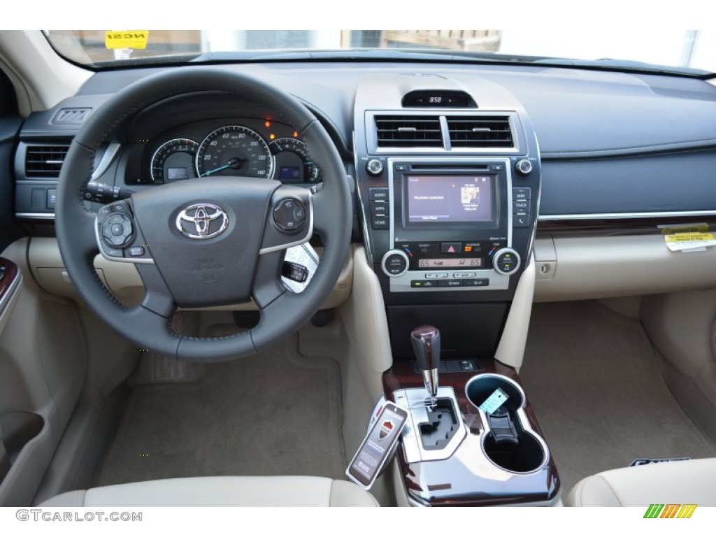 2014 Camry XLE - Attitude Black Metallic / Ivory photo #11