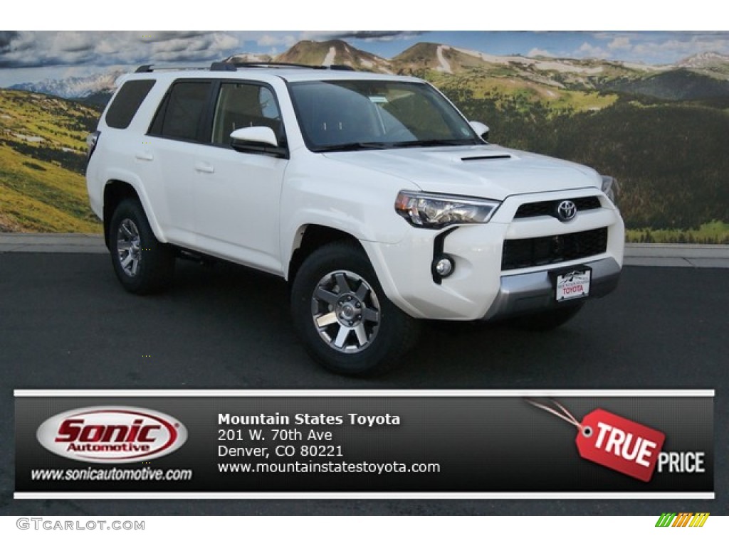 2014 4Runner Trail 4x4 - Super White / Black photo #1