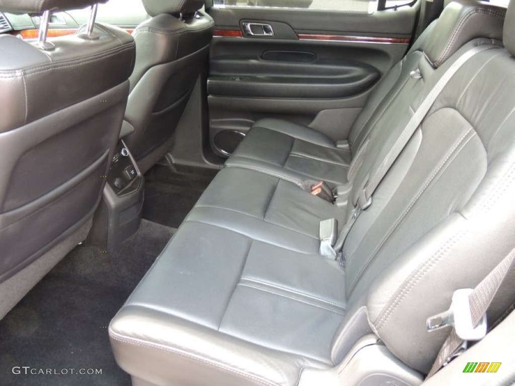 2013 Lincoln MKT FWD Rear Seat Photo #93645223