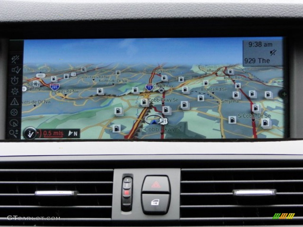 2012 BMW 5 Series 528i Sedan Navigation Photos
