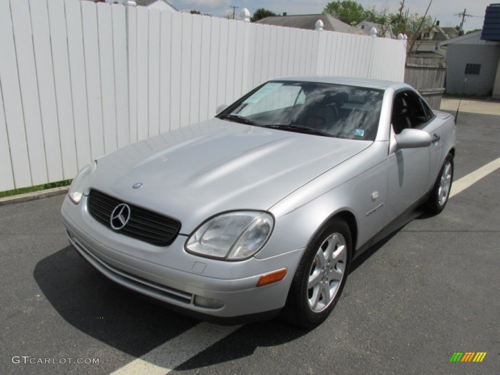 1999 SLK 230 Kompressor Roadster - Brilliant Silver Metallic / Salsa Red photo #9