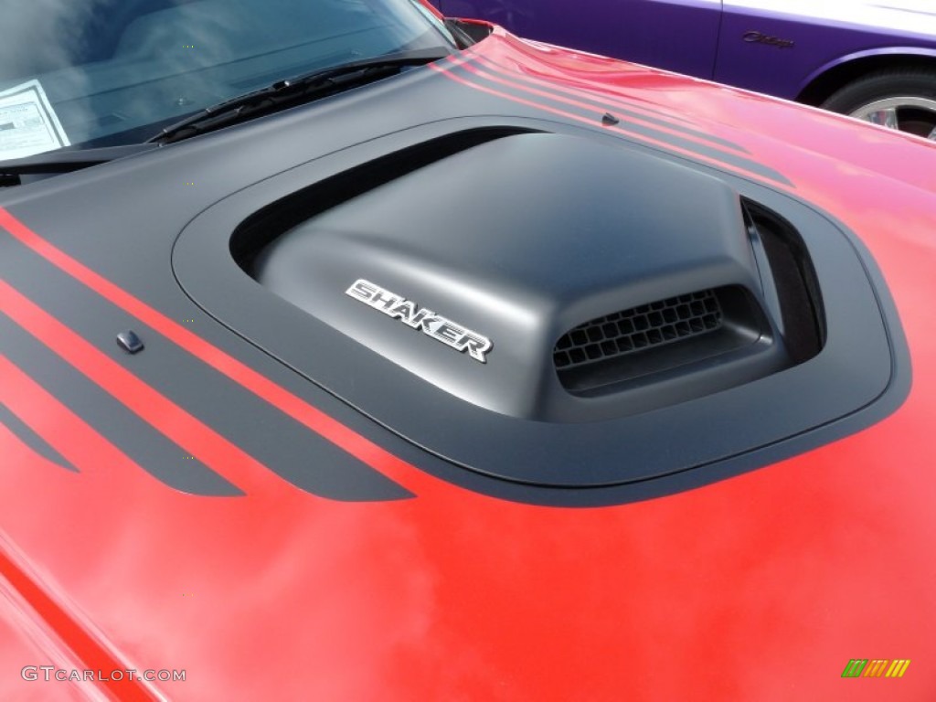2014 Dodge Challenger R/T Shaker Package Marks and Logos Photo #93649675
