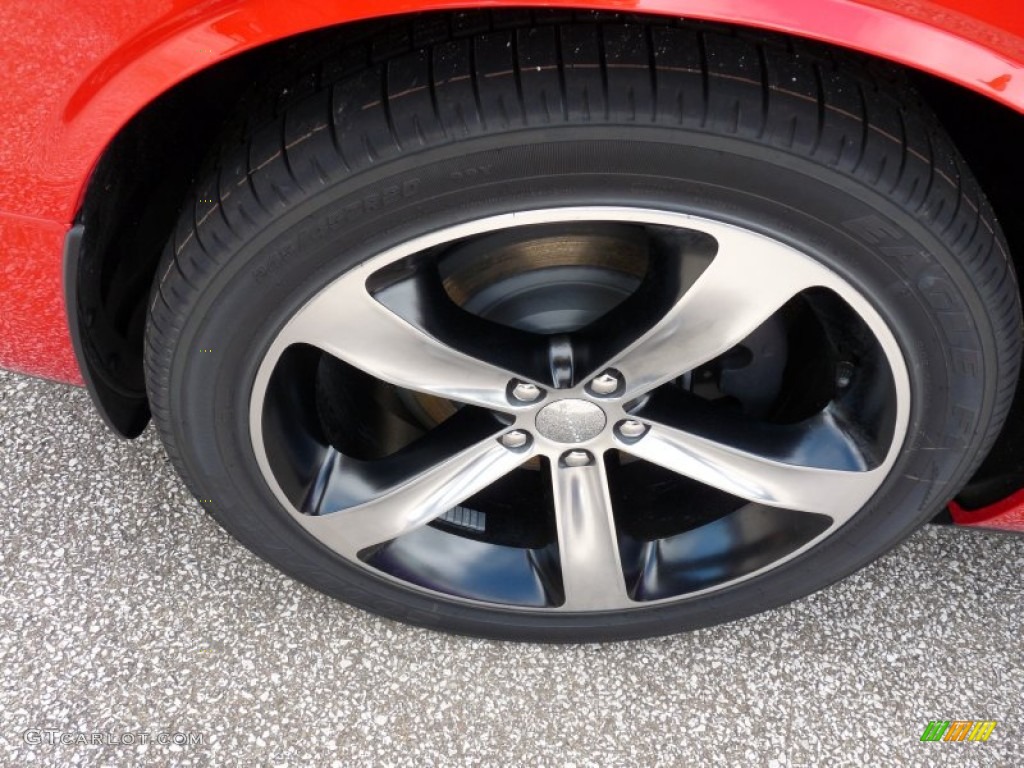 2014 Challenger R/T Shaker Package - TorRed / Dark Slate Gray photo #18