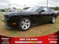 Black - Challenger SXT Photo No. 1