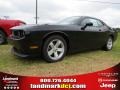 Black - Challenger SXT Photo No. 1