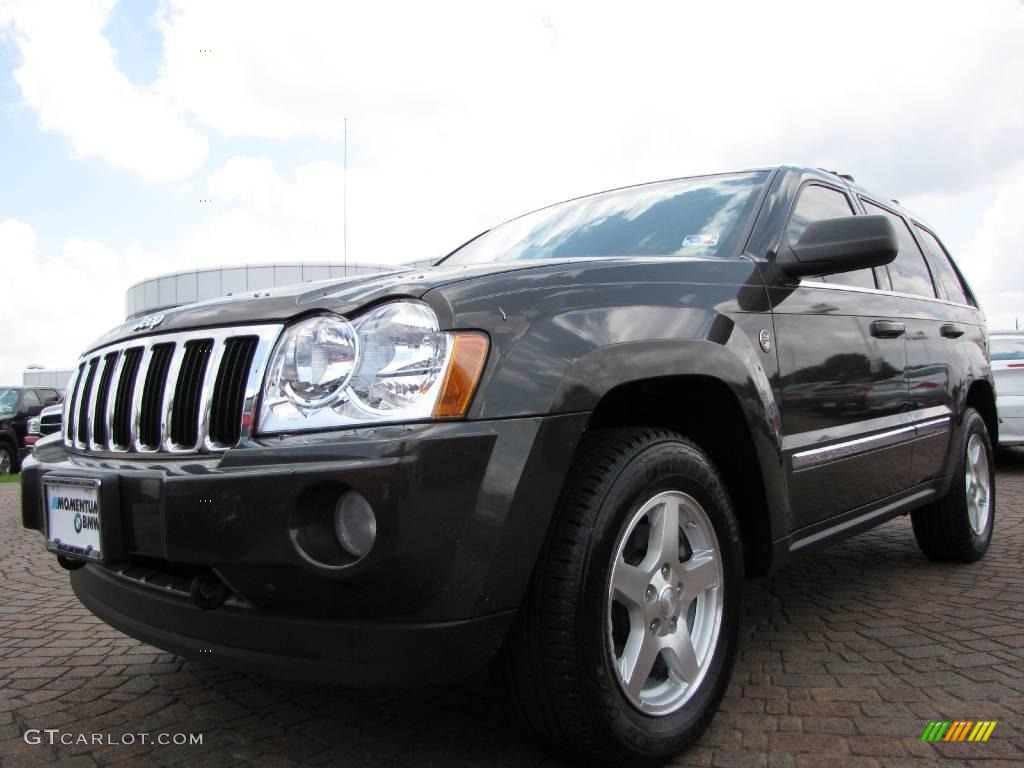 2005 Grand Cherokee Limited 4x4 - Dark Khaki Pearl / Dark Khaki/Light Graystone photo #9