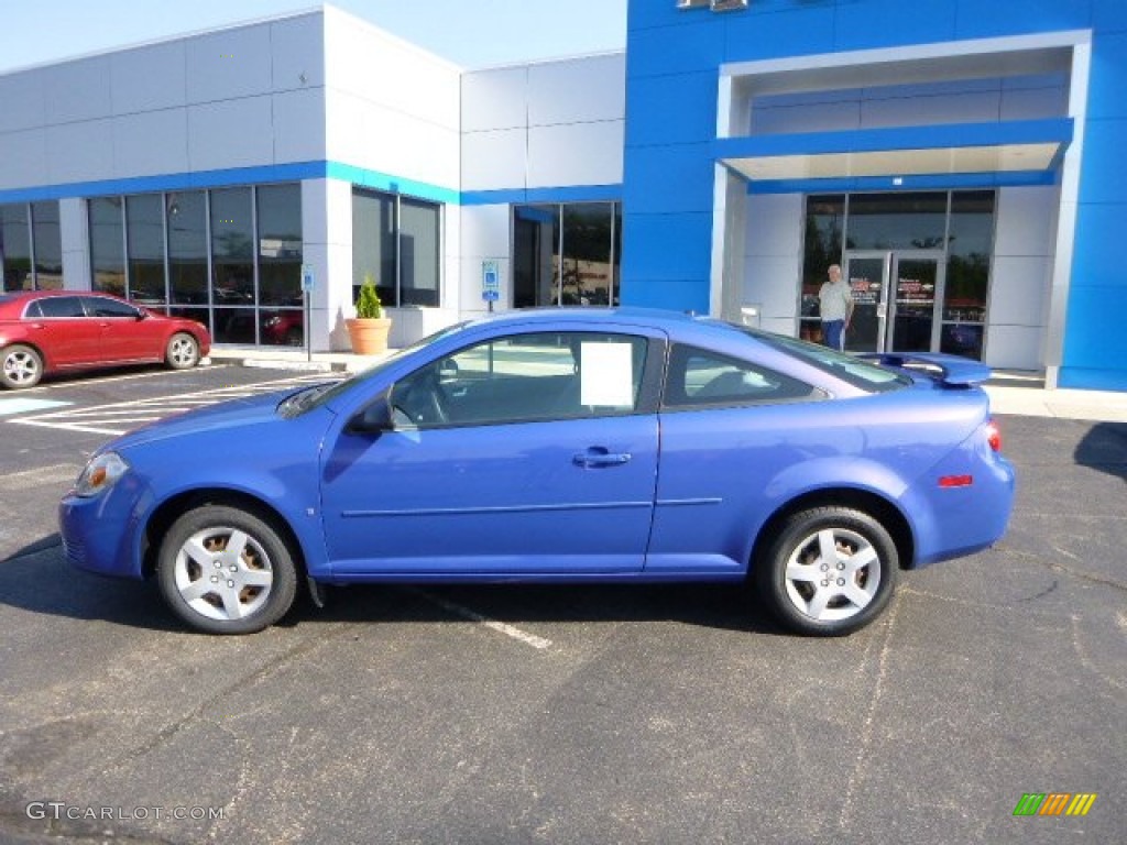 2008 Cobalt LS Coupe - Blue Flash Metallic / Gray photo #2