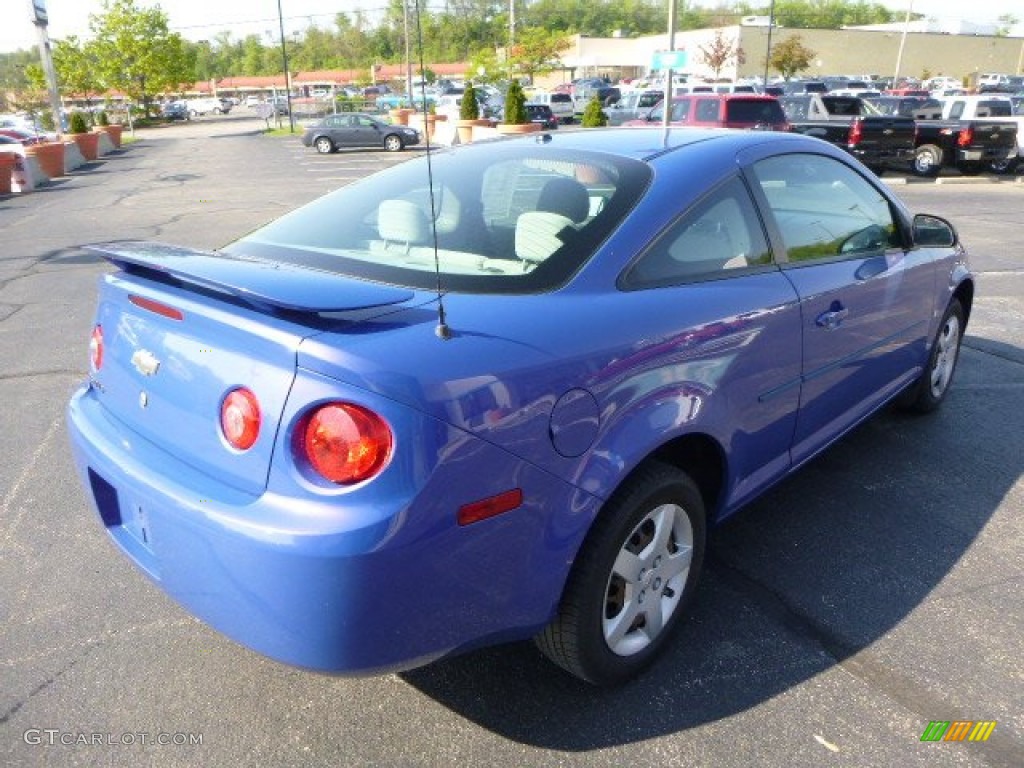 2008 Cobalt LS Coupe - Blue Flash Metallic / Gray photo #5