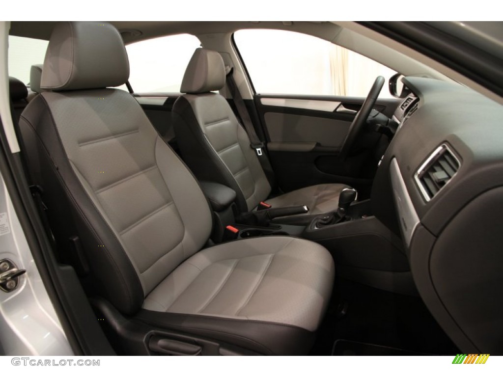 2013 Jetta Hybrid SEL Premium - Frost Silver Metallic / Titan Black photo #18