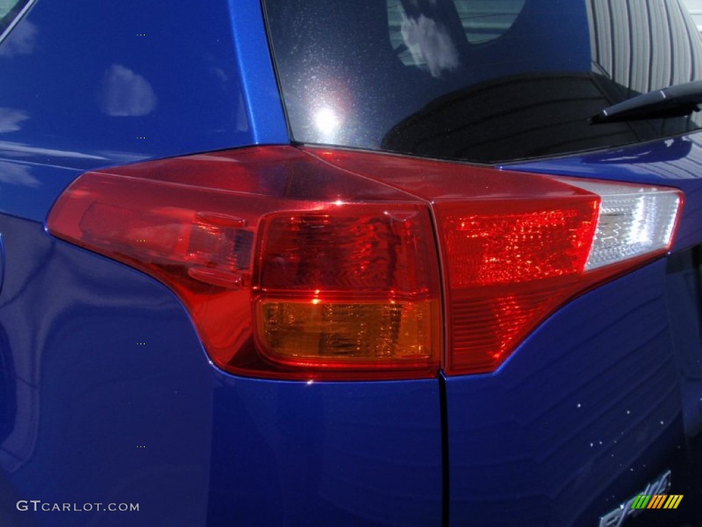 2014 RAV4 LE - Blue Crush Metallic / Ash photo #12