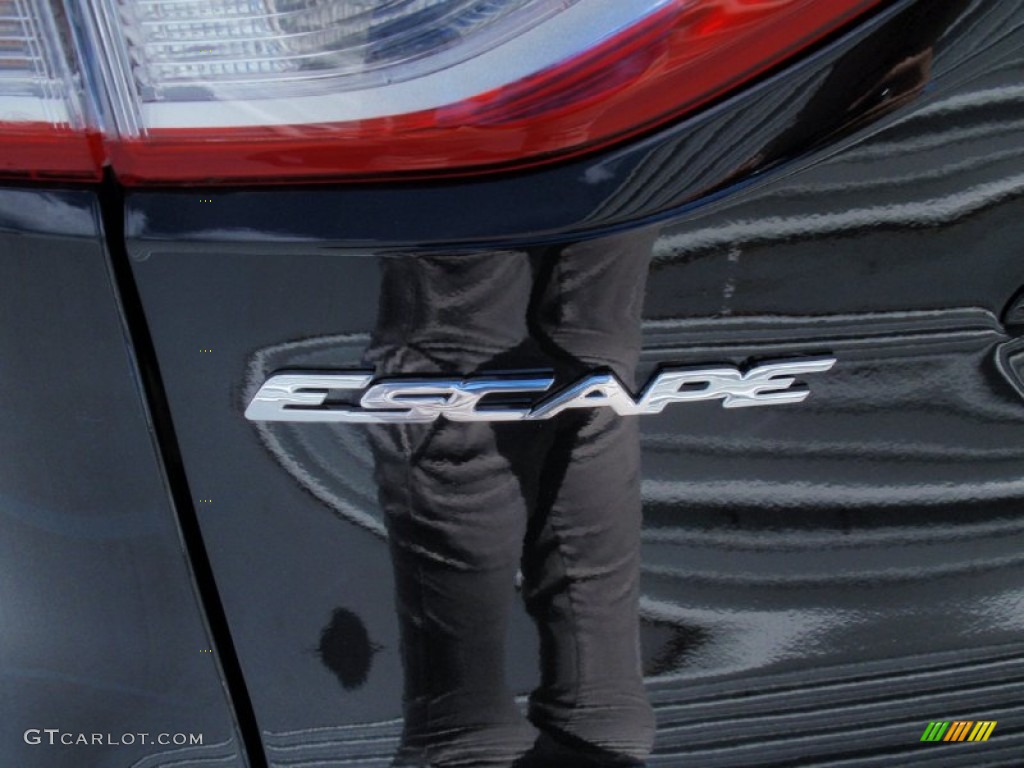 2014 Escape SE 2.0L EcoBoost - Tuxedo Black / Charcoal Black photo #14