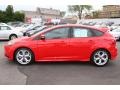 Race Red - Focus ST Hatchback Photo No. 6