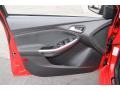 Race Red - Focus ST Hatchback Photo No. 9