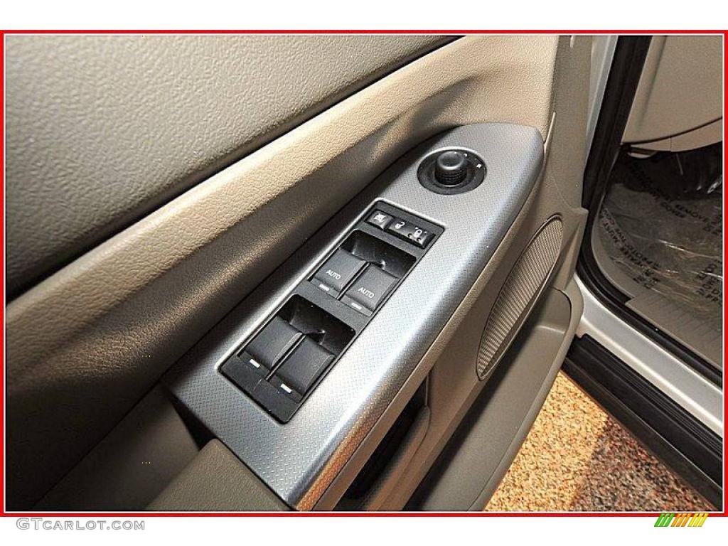 2008 Grand Cherokee Laredo - Bright Silver Metallic / Dark Slate Gray photo #12