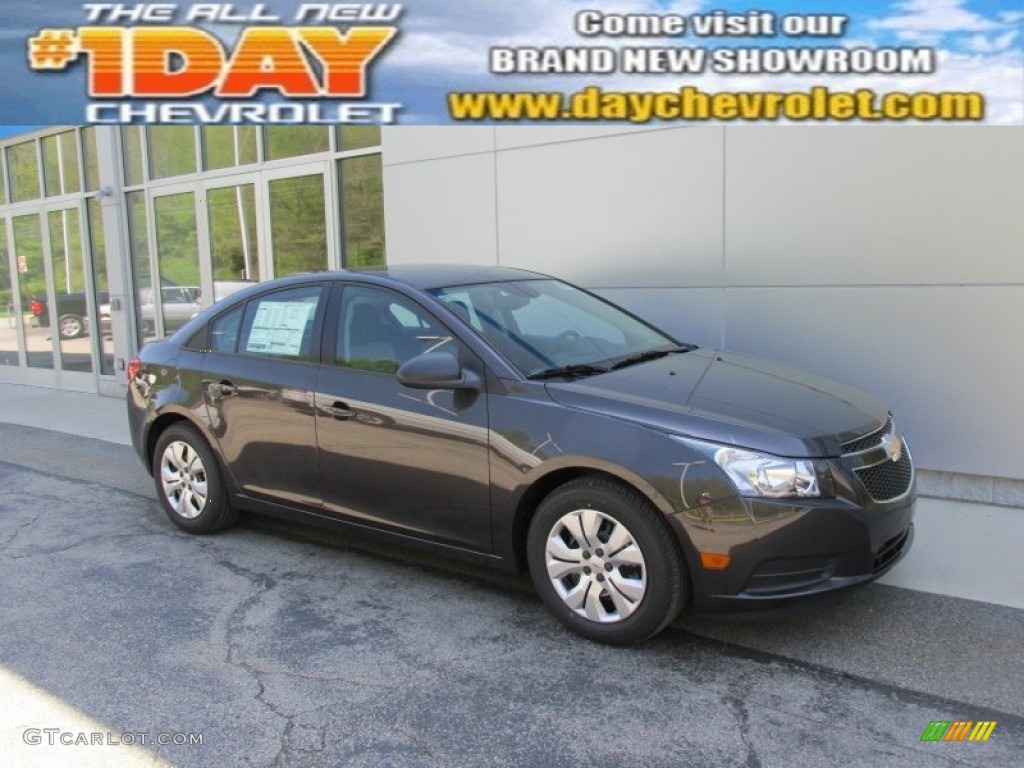 2014 Cruze LS - Tungsten Metallic / Jet Black/Medium Titanium photo #1