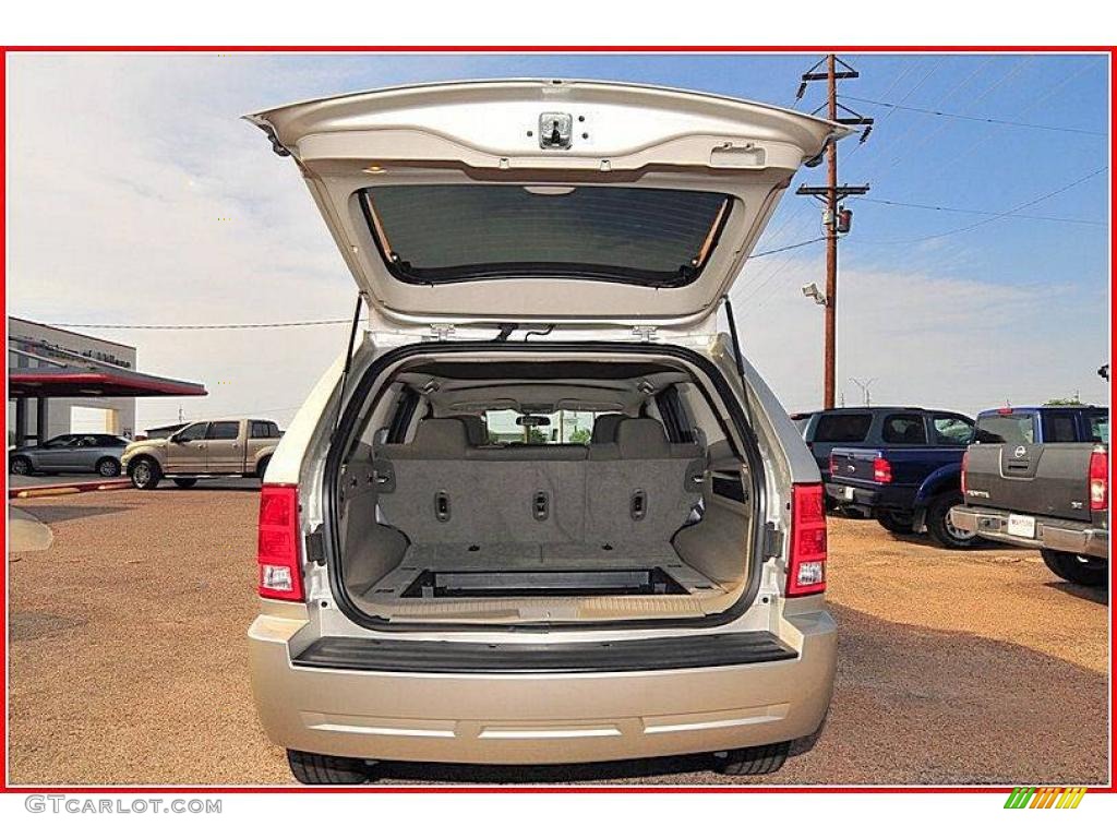 2008 Grand Cherokee Laredo - Bright Silver Metallic / Dark Slate Gray photo #17