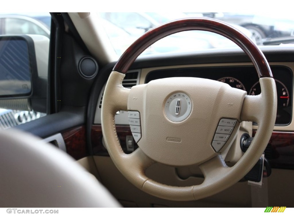 2006 Navigator Luxury - Light French Silk Metallic / Camel photo #37