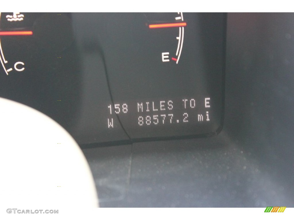 2006 Navigator Luxury - Light French Silk Metallic / Camel photo #52