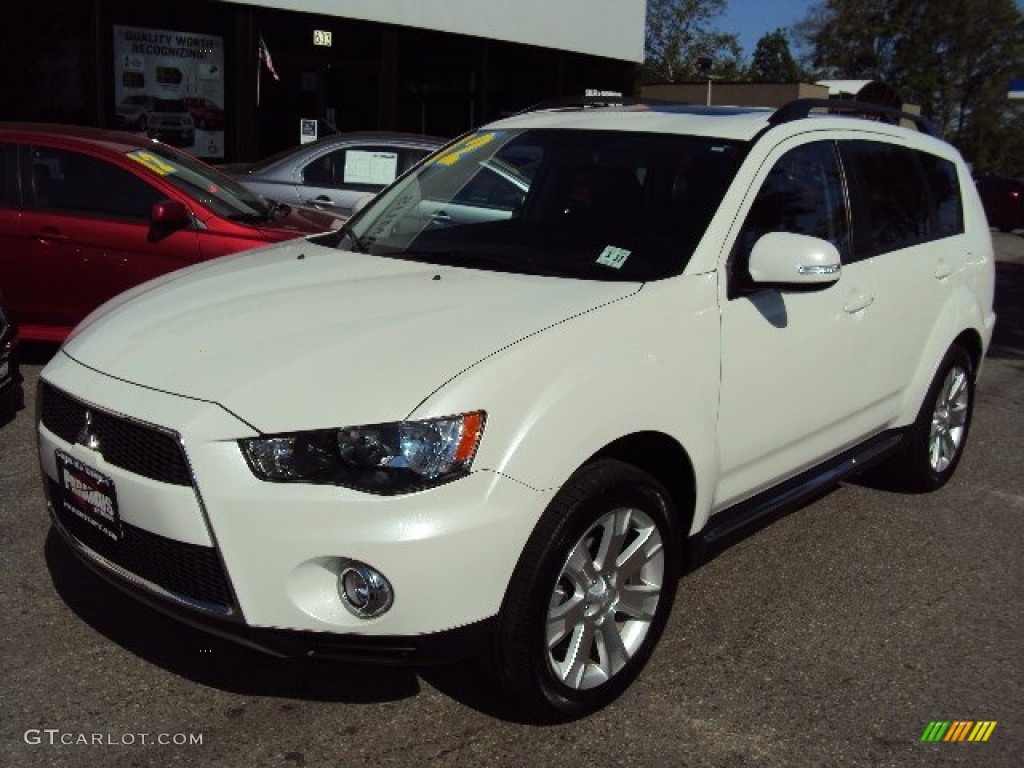 2012 Outlander SE AWD - Diamond White Pearl / Black photo #1