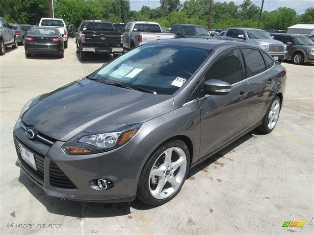 2014 Focus Titanium Sedan - Sterling Gray / Charcoal Black photo #3