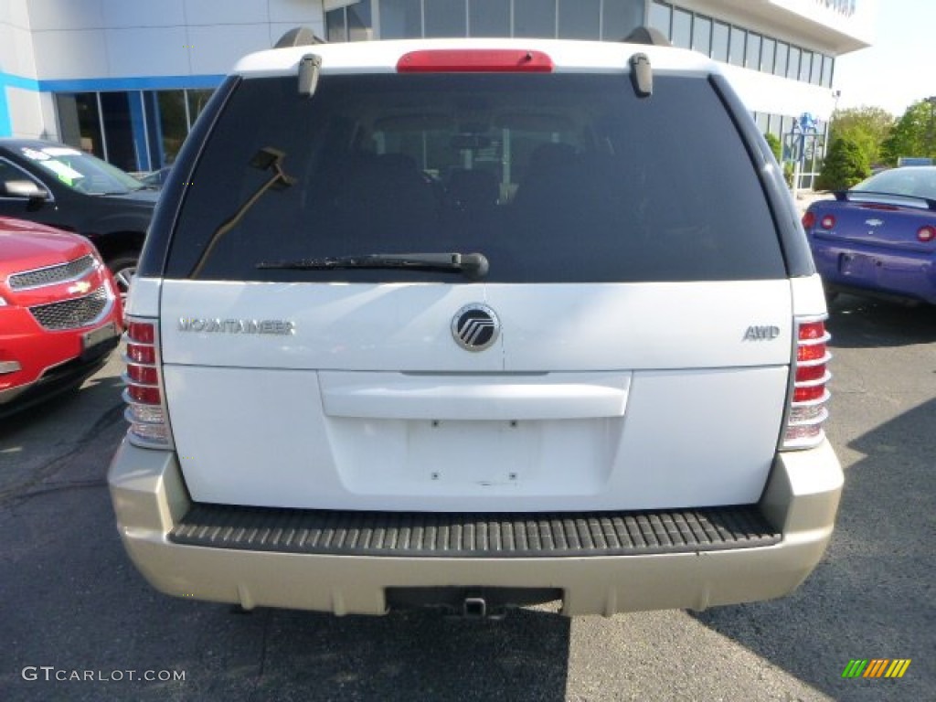 2005 Mountaineer V6 AWD - Oxford White / Medium Dark Parchment photo #3