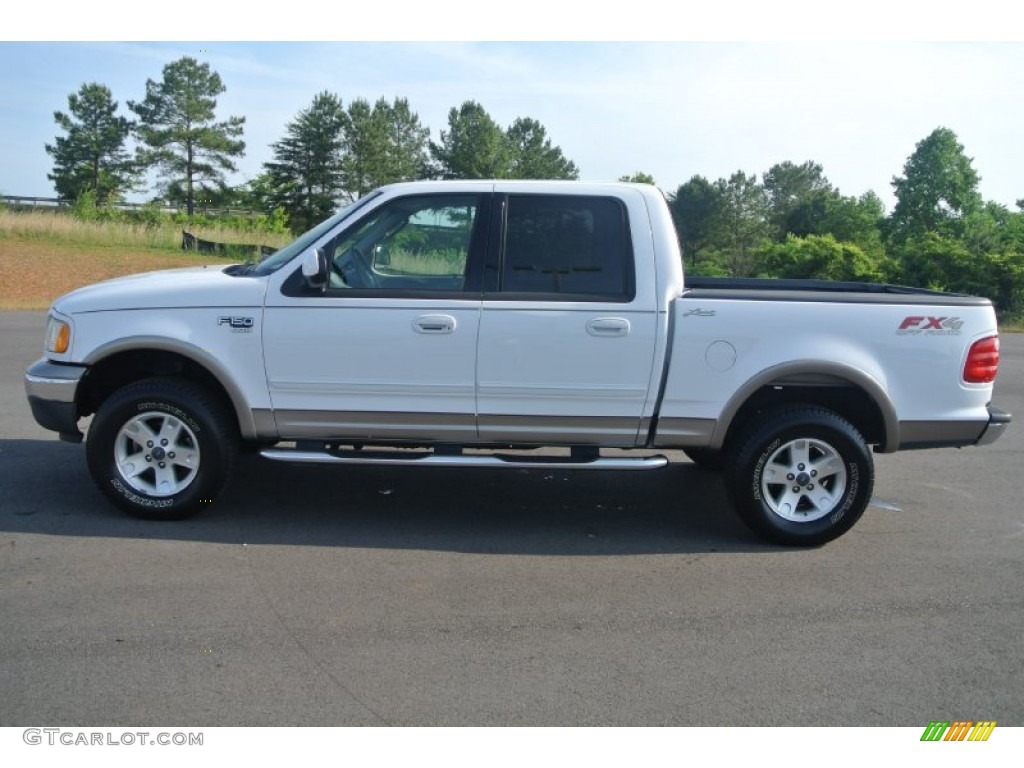 2003 F150 FX4 SuperCrew 4x4 - Oxford White / Medium Parchment Beige photo #3