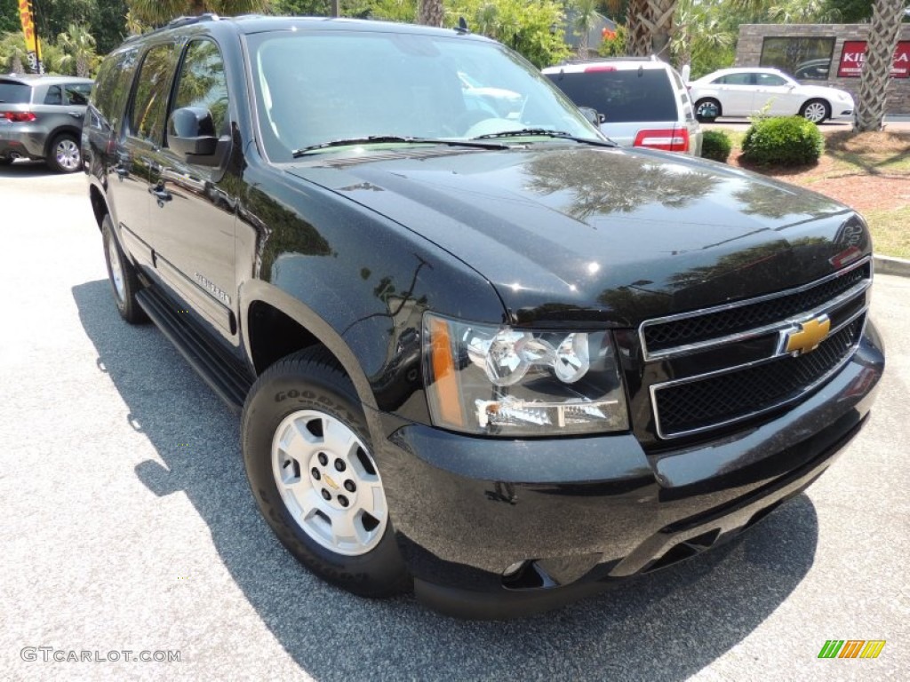 2014 Suburban LT - Black / Light Titanium/Dark Titanium photo #1