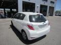 Super White - Yaris LE 5 Door Photo No. 4