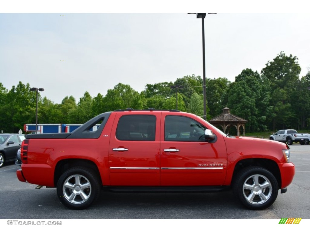 2011 Avalanche LTZ 4x4 - Victory Red / Ebony photo #2