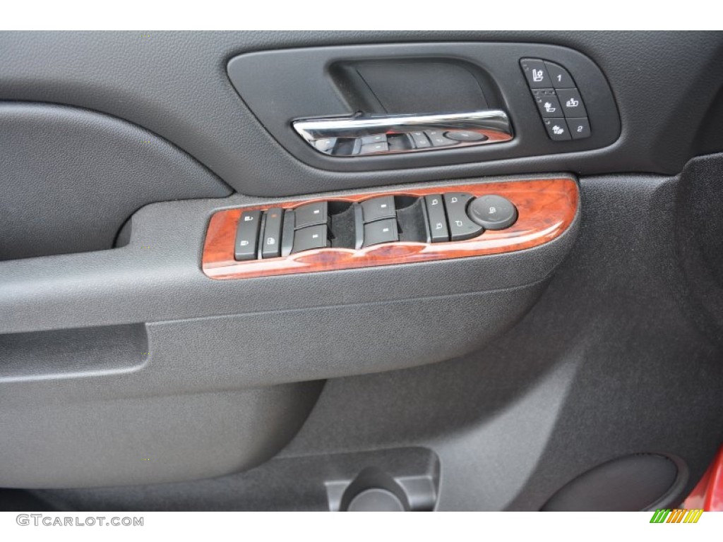 2011 Avalanche LTZ 4x4 - Victory Red / Ebony photo #8
