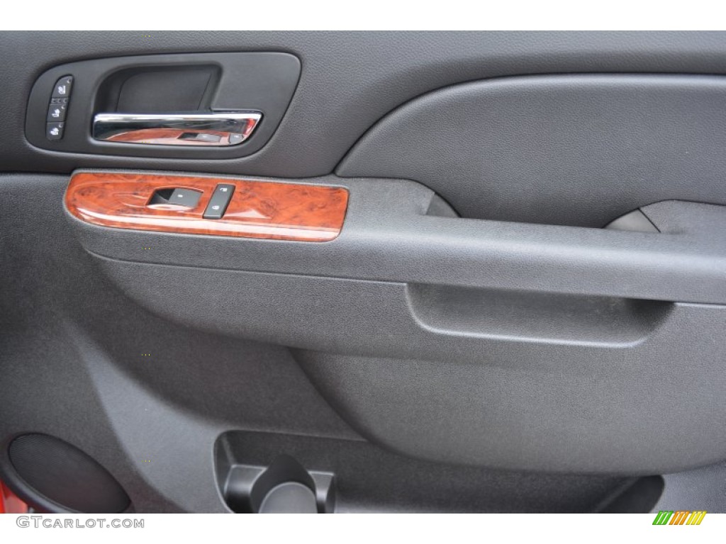 2011 Avalanche LTZ 4x4 - Victory Red / Ebony photo #13