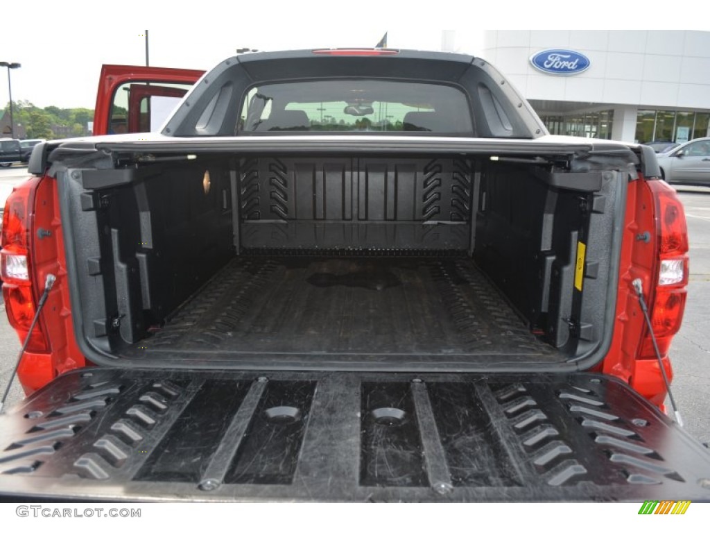 2011 Avalanche LTZ 4x4 - Victory Red / Ebony photo #17