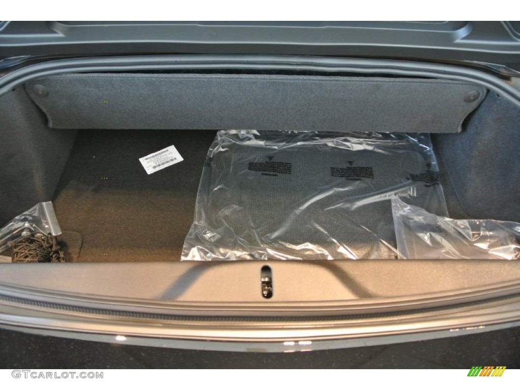 2014 Chevrolet Corvette Stingray Convertible Z51 Trunk Photos