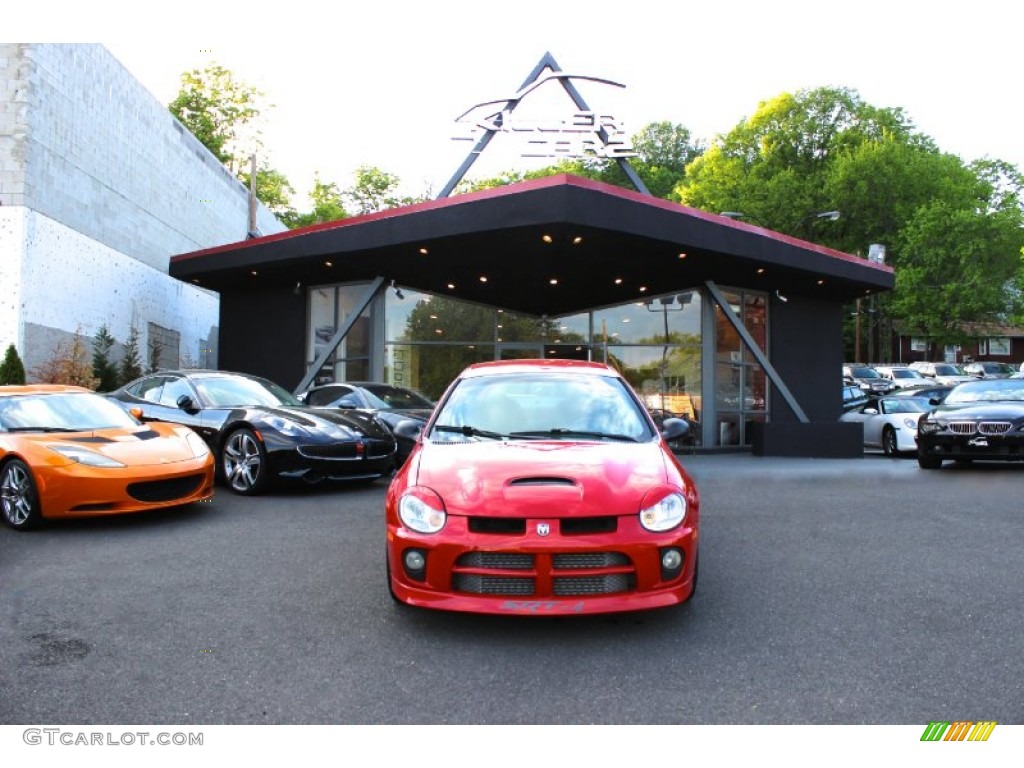 2004 Neon SRT-4 - Flame Red / Dark Slate Gray photo #2