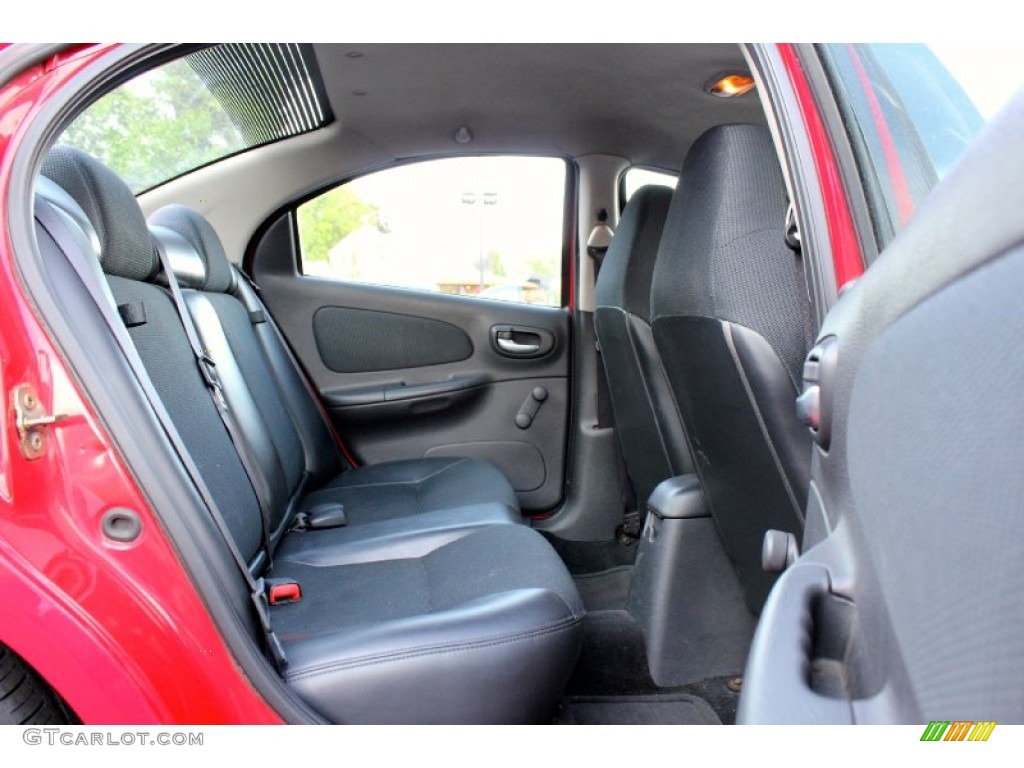 2004 Neon SRT-4 - Flame Red / Dark Slate Gray photo #25