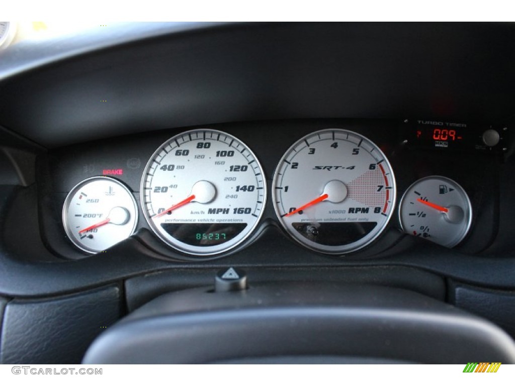 2004 Neon SRT-4 - Flame Red / Dark Slate Gray photo #33