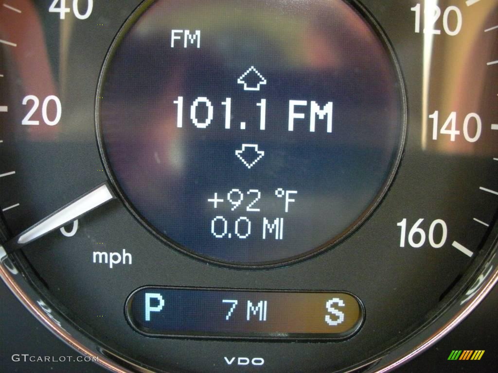 2008 E 320 BlueTEC Sedan - Flint Grey Metallic / Cashmere photo #21